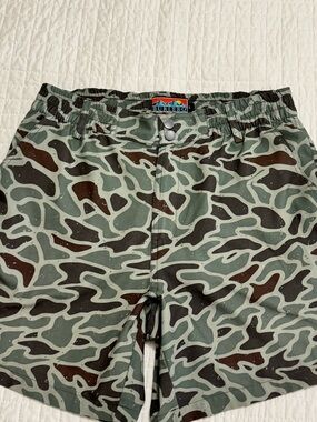Men’s Burlebo Outdoor Performance Shorts Marshland Camo Small